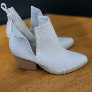 Arider Girl Avery western cowgirl  Snake Print Ankle Boot sz 36